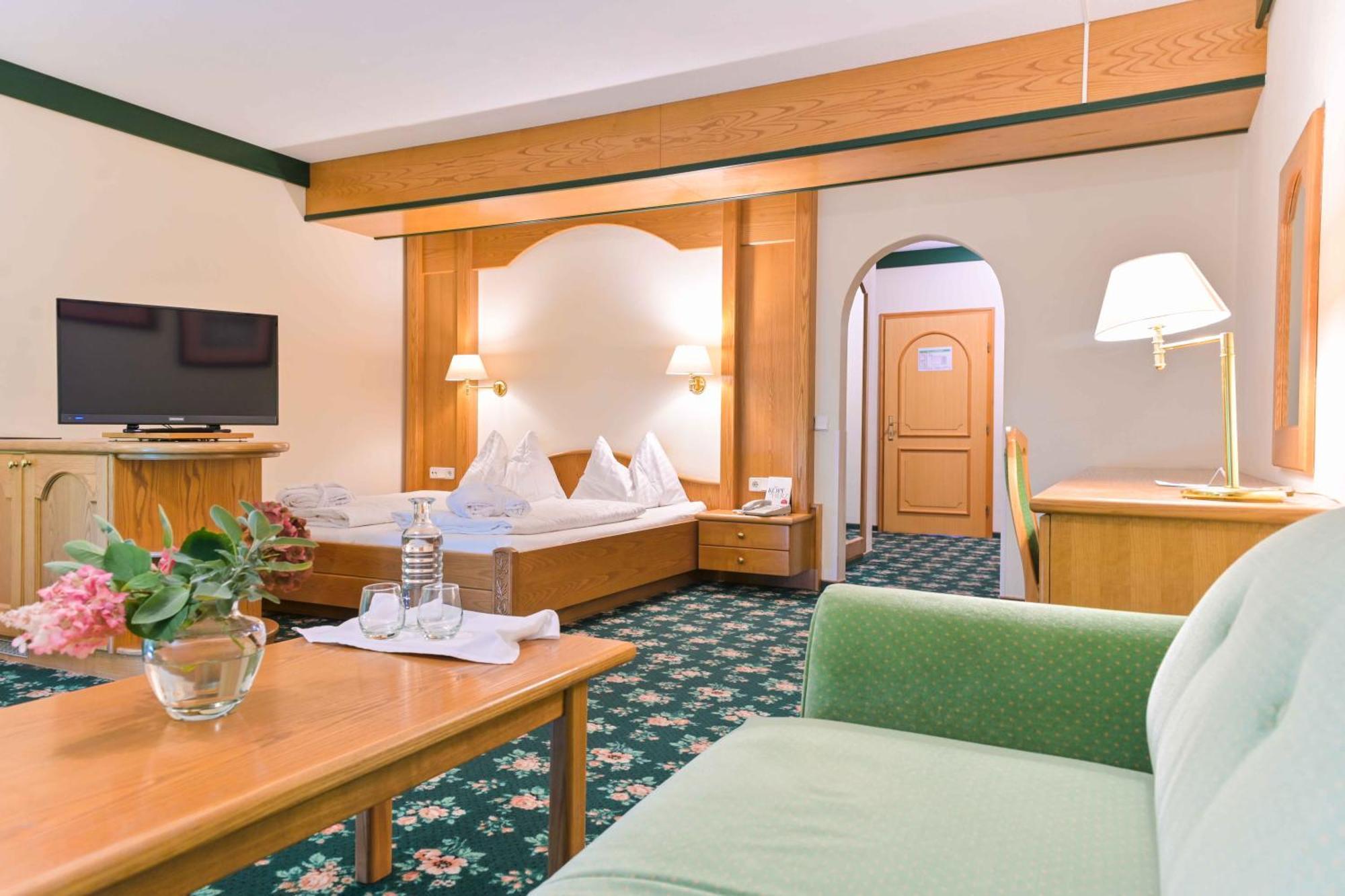 Ferienhotel Alber Mallnitz Εξωτερικό φωτογραφία